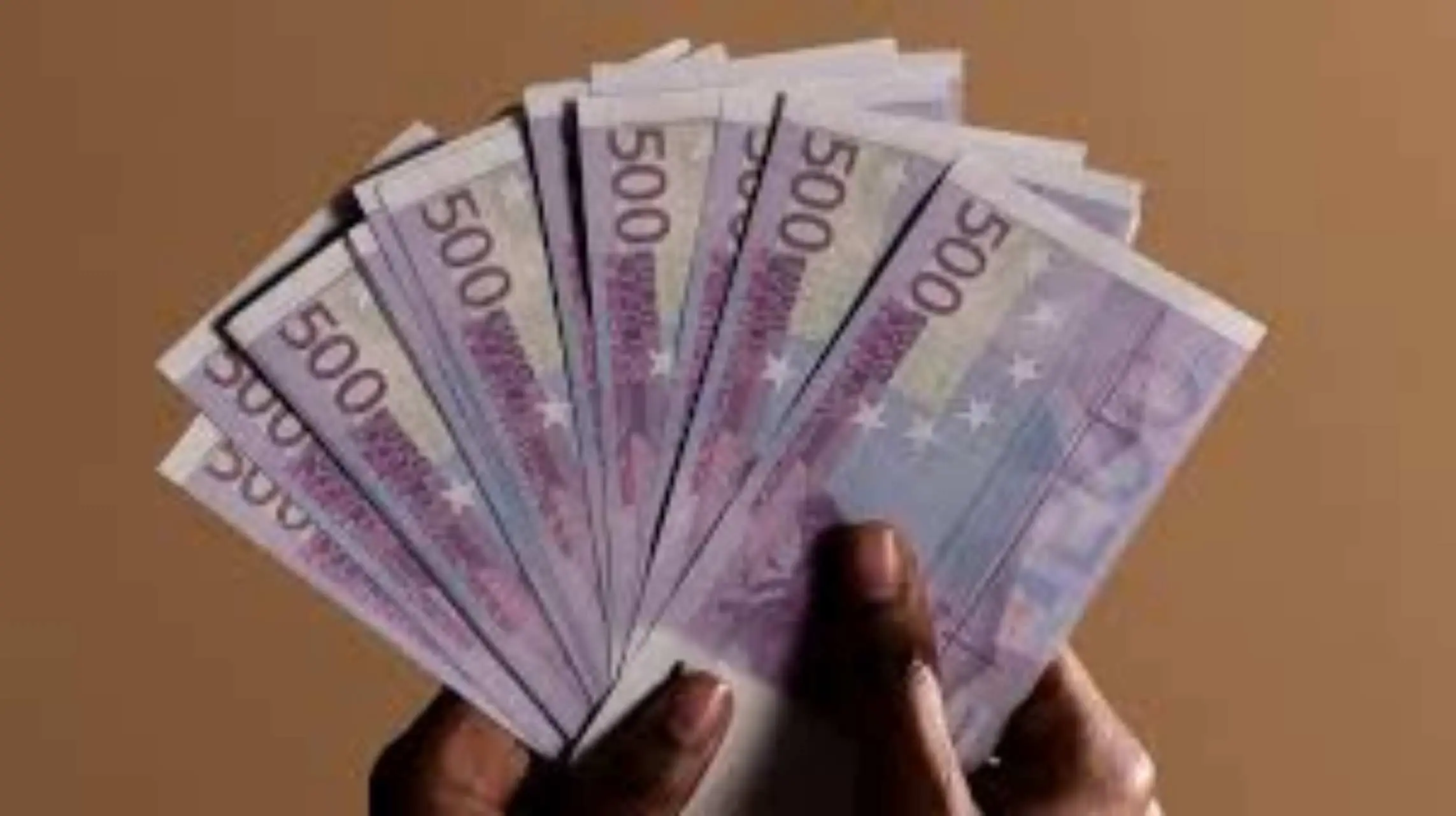 los trucos del experto para esconder el dinero en casa: aquí está dónde mantenerlo sin riesgos